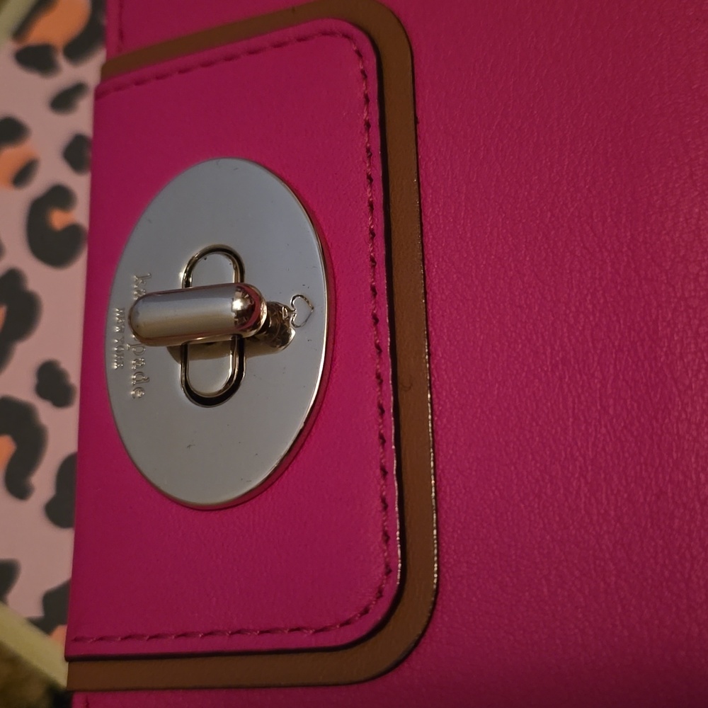 Kate Spade Janie Hampton Bajarose Wallet - Picture 3 of 14